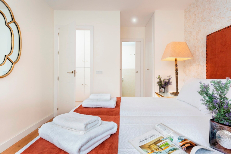 Bedroom 2, Genteel Home Pajaritos II, Sevilla
