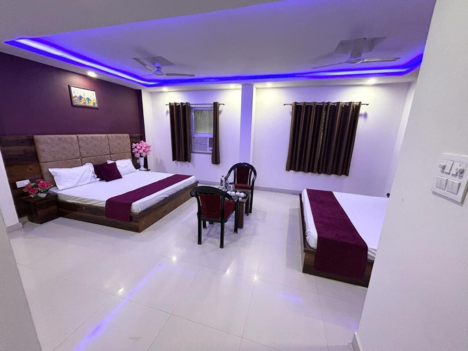 Room 2, Hotel Excotia Haridwar, Dehradun