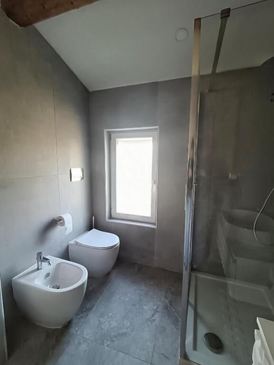 Bathroom 3, Casa LaSer, Ravenna