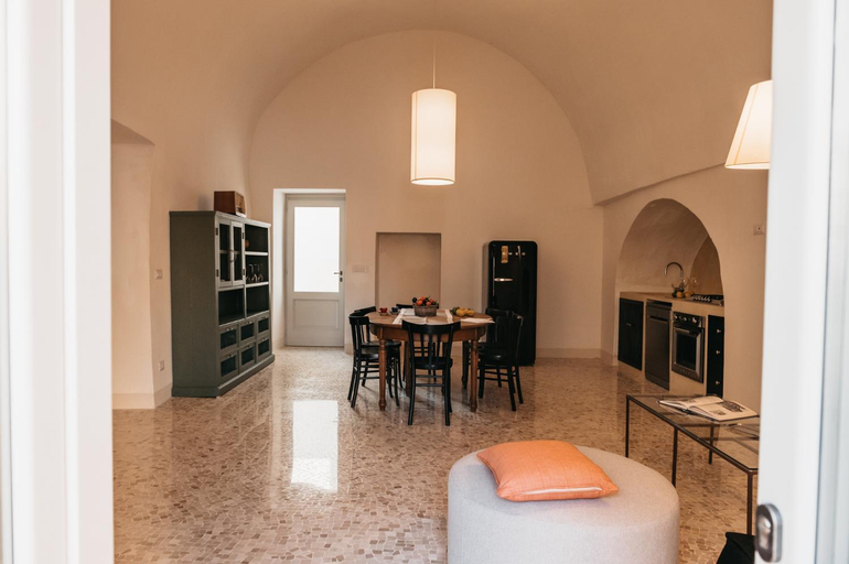 Others 5, Palazzo Pati, Lecce