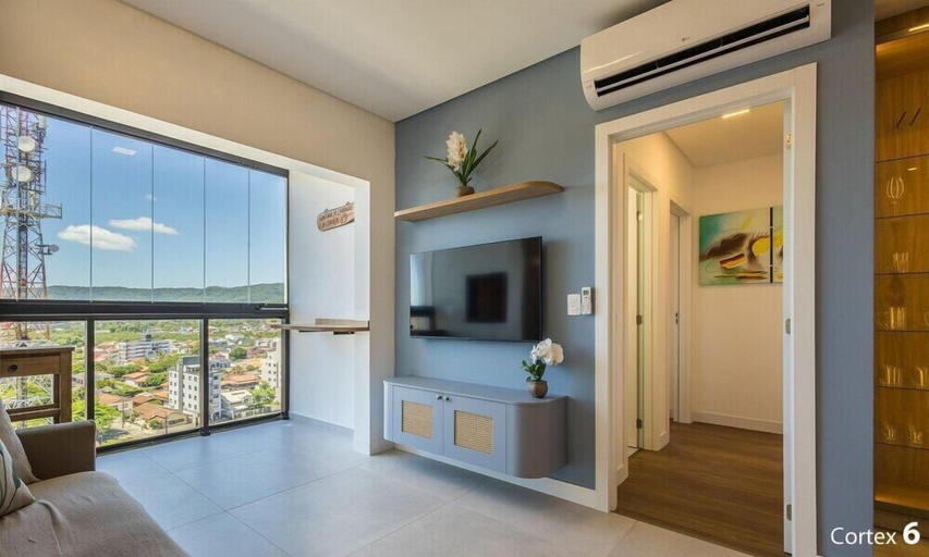 Living area, Apt w/ BBQ and Partial Ocean View Ale0803, Piçarras