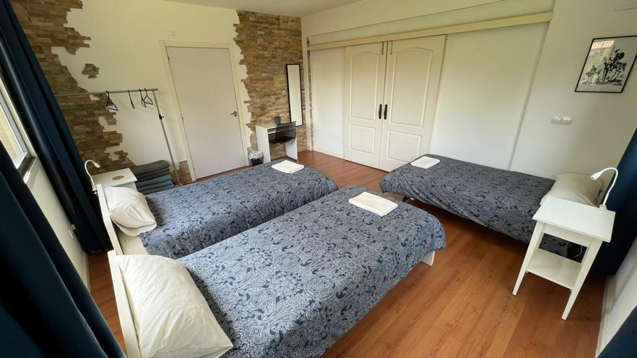 Bedroom 5, Twin Pines Camino Norte, A Coruña