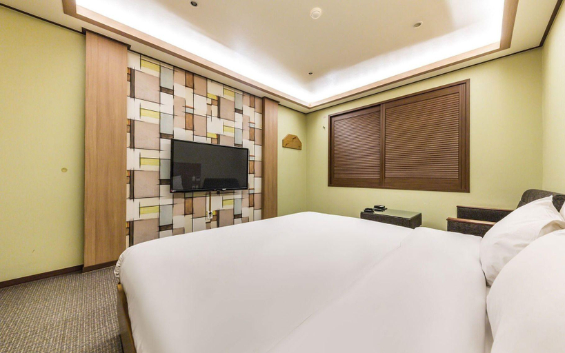 Bedroom 2, Hotel W Topdong, Jeju