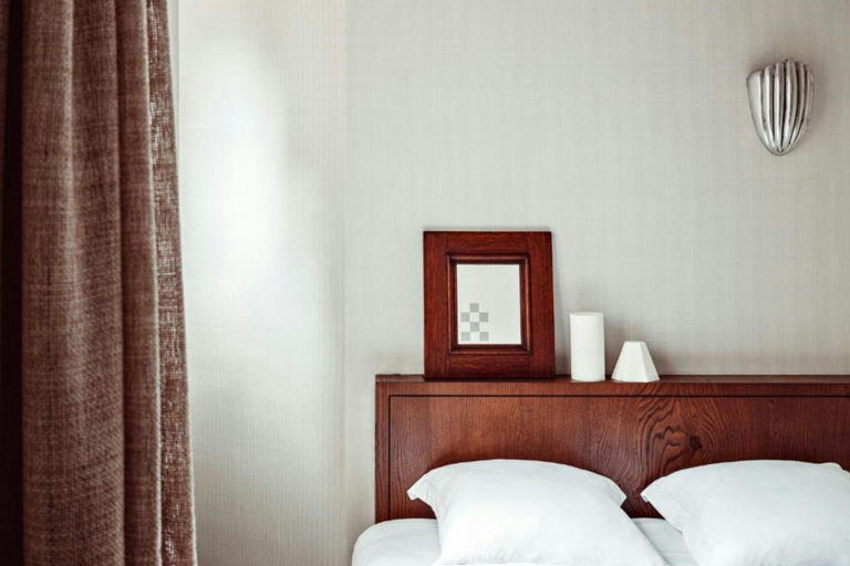 Bedroom 2, Hotel des Academies et des Arts, Paris