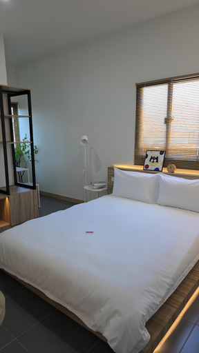 Room 5, Sleep Owl Surat Thani, Muang Surat Thani