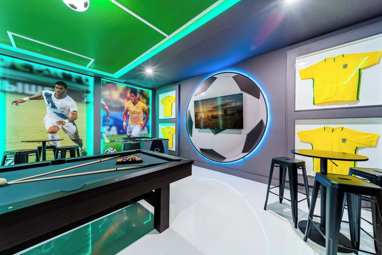 Game room 2, Themed 9BR Retreat, Pool & Soccer Fun, Osceola