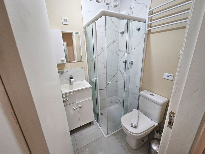 Bathroom 5, Ape Sans Souci Capivari, Campo Limpo Paulista