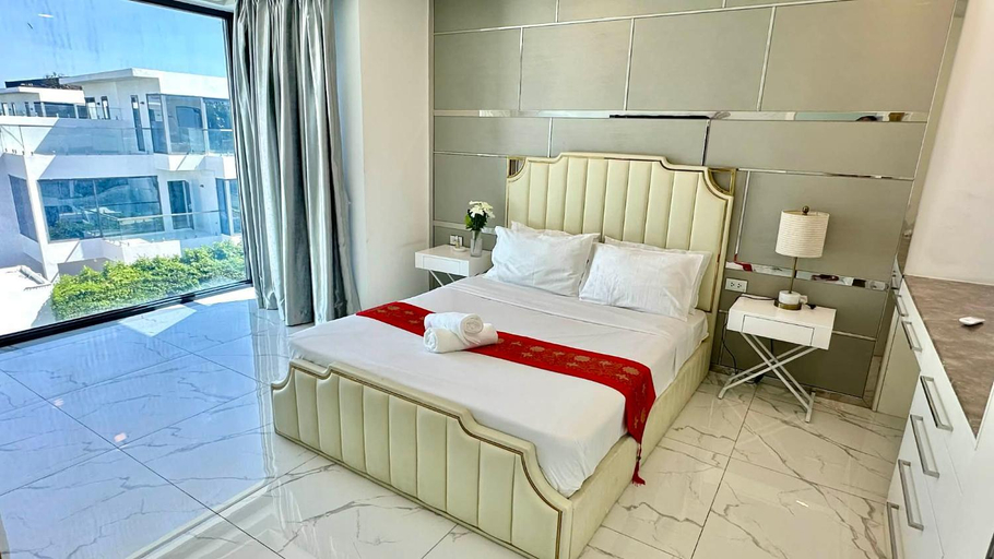 Others 5, modern pool villa 5 minutes to walking street & beach, Pattaya