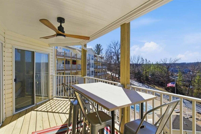View from room 4, Beach Area, 2 Pools, Pet-friendly Condo at 20.5mm, Camden