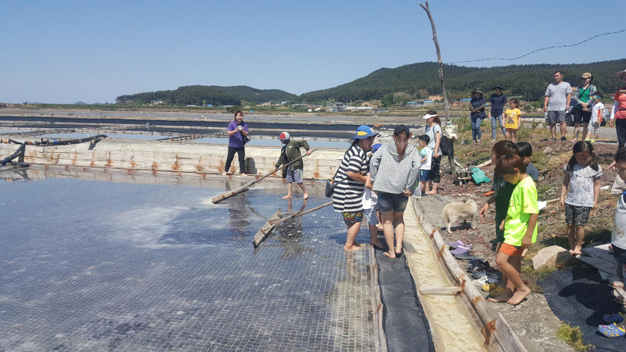 Others 4, Taean Mom-villagee Caravane, Taean