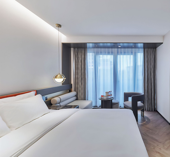 Room 2, Life Style, Wouri