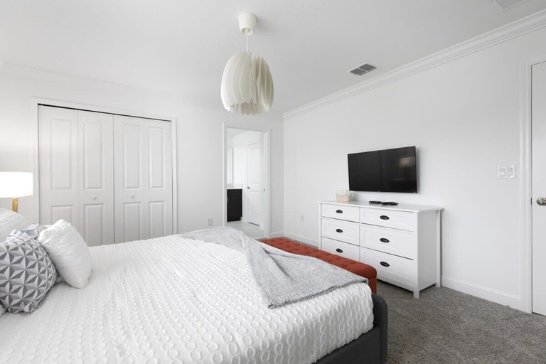Room 3, Chic Modern Home- Mickey & Star Wars Magic, Osceola