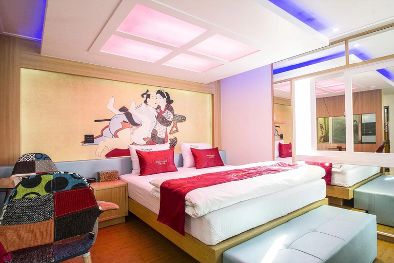 Bedroom 2, Gyeongsan W Good Time, Dong
