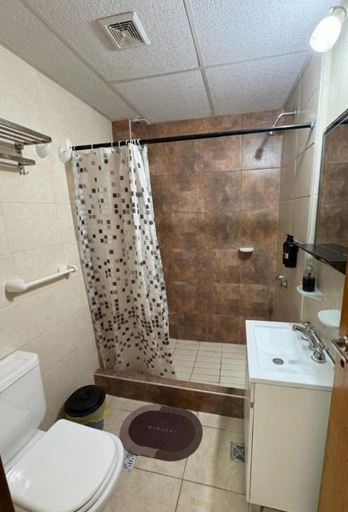 Bathroom 5, Apart Hotel Belgrano, El Carmen