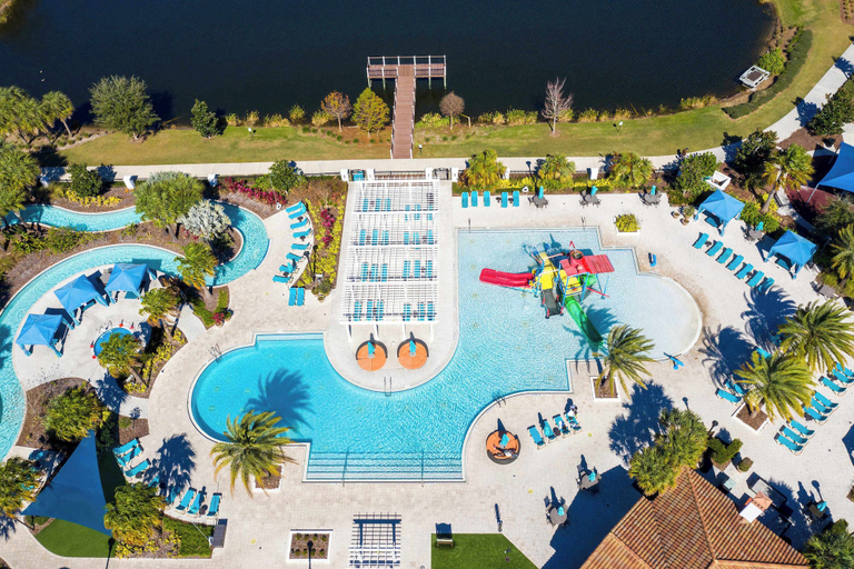 Outdoor pool 5, Spacious Disney Getaway, Sleeps 14, Osceola