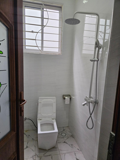 Bathroom, Village Califonia, Kinondoni