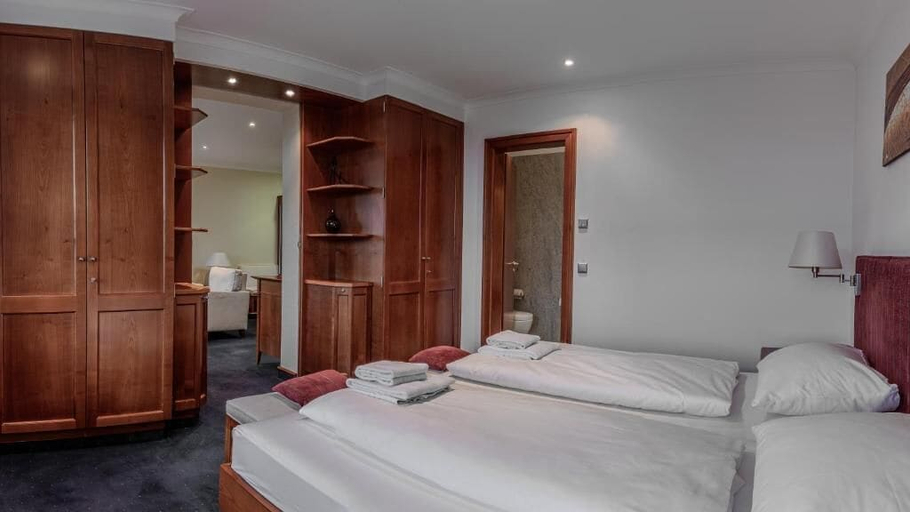 Bedroom 3, Sportschule Oberhaching, München