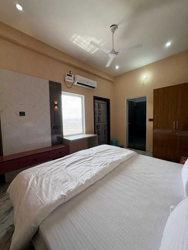 Room 5, Hotel Keshav Palace, Dausa