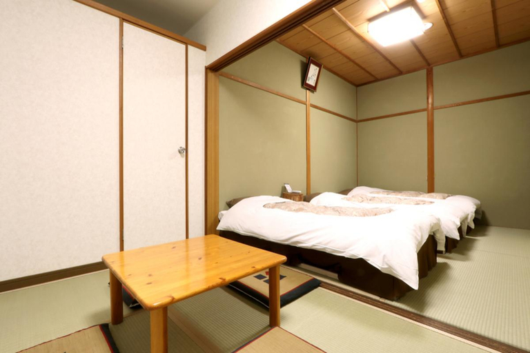 Bedroom 2, Kannabe Highland Hotel, Toyooka