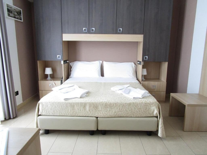 Bedroom 3, Hotel Nelton, Salerno