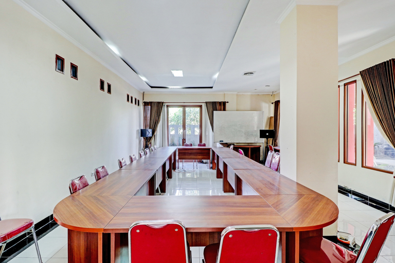 Business Facilities, Collection O Dinh Dinh Hotel - Near Tan Son Nhat Airport, Ho Chi Minh City