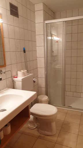 Bathroom 4, Seegasthof zur Landeroith, Vöcklabruck