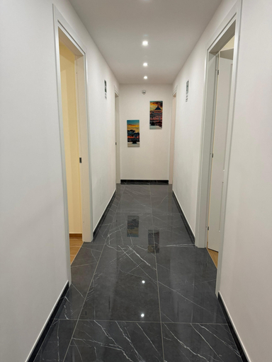Interior 5, Maya Casa, Rome