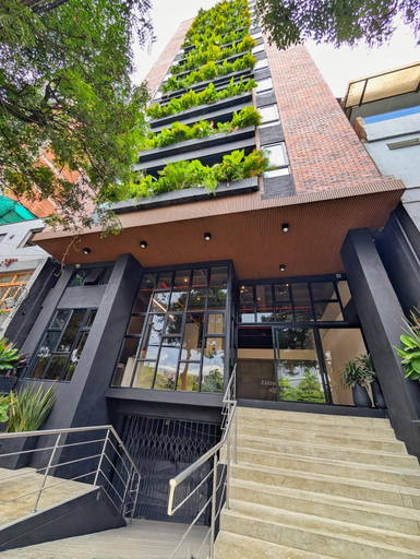 Exterior view 2, Laureles Selection Suites, Medellín