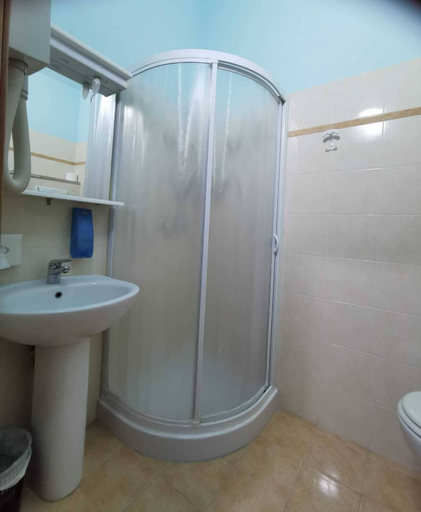 Bathroom, PortoRecanati Zimmer, Macerata