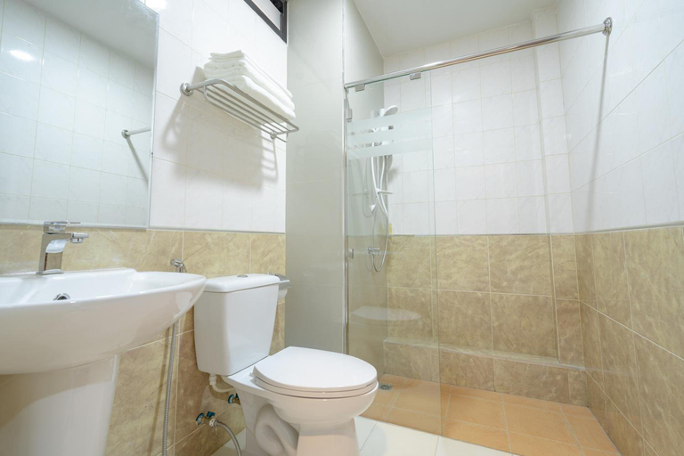 Bathroom 3, Myrrh Hotel Chanthaburi, Muang Chanthaburi