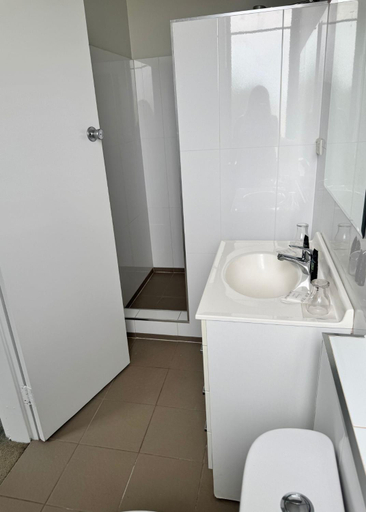 Bathroom 4, Amaroo Hotel Dubbo, Dubbo - Pt A