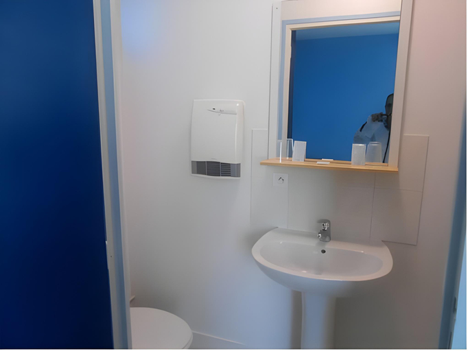 Bathroom 3, Hotel le Saint Germain, Orne