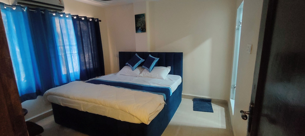 Room 2, Hotel Taarini Rajwada Indore By LOTO, Indore