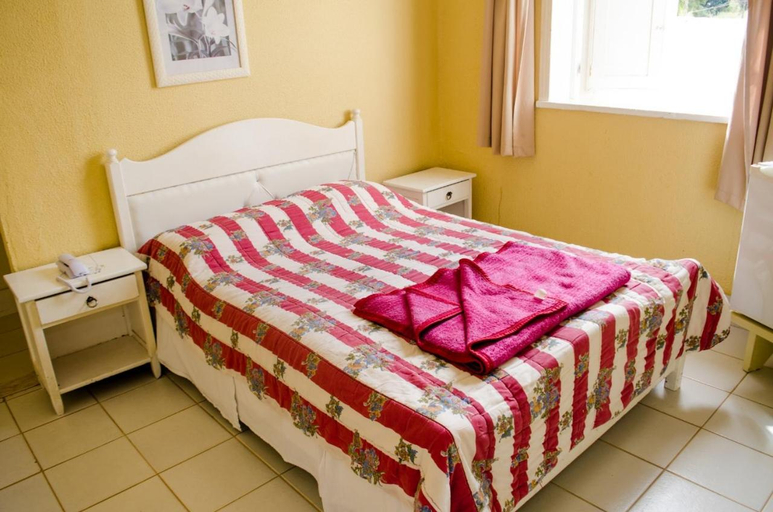 Bedroom 4, Arcozelo Palace Hotel, Paty do Alferes