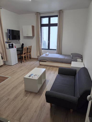 Bedroom 5, Les Nids, Seine-Maritime
