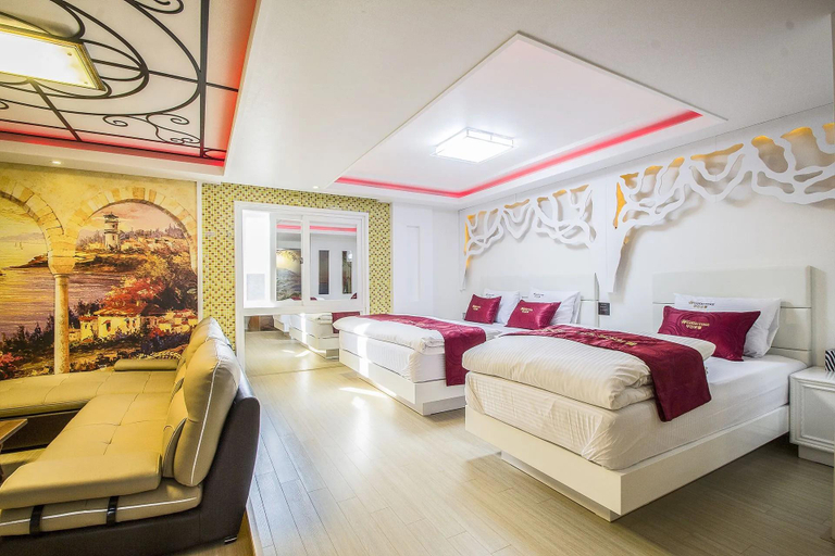 Bedroom 3, Gyeongsan W Good Time, Dong
