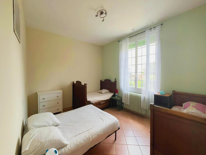 3, Villa in St Denis with Pool Pyrenees View, Aude