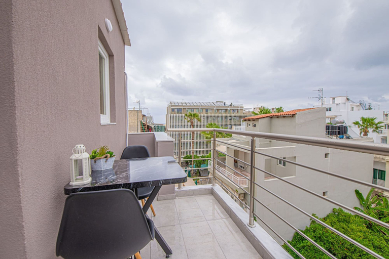 Room 2, Aretousa Apart Heraklion City, Crete
