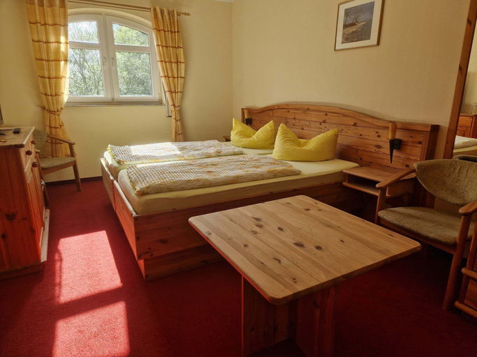 Bedroom 2, Landhotel zum Honigdieb, Vorpommern-Rügen