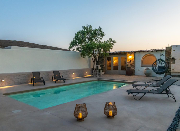 Sport & Beauty 2, Windmill Villa in Tinos, South Aegean