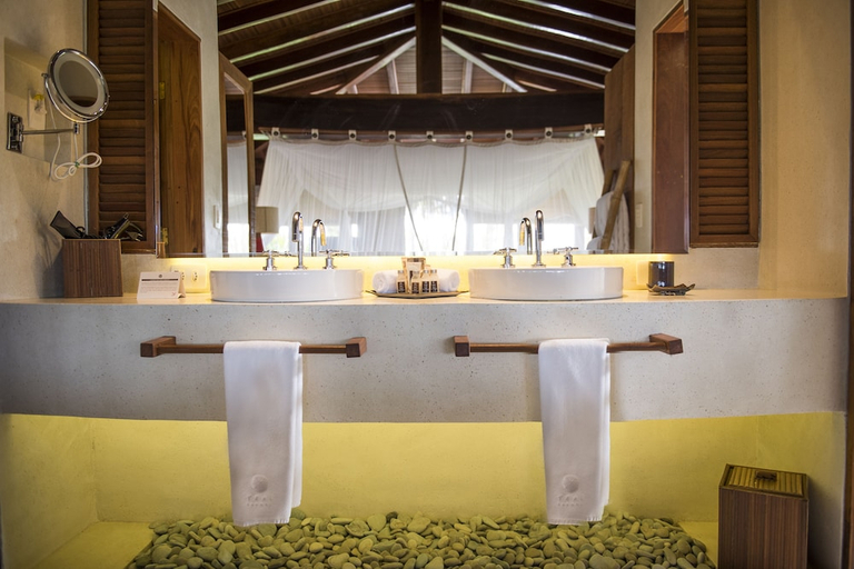 Bathroom 4, Txai Resort Itacaré, Itacaré