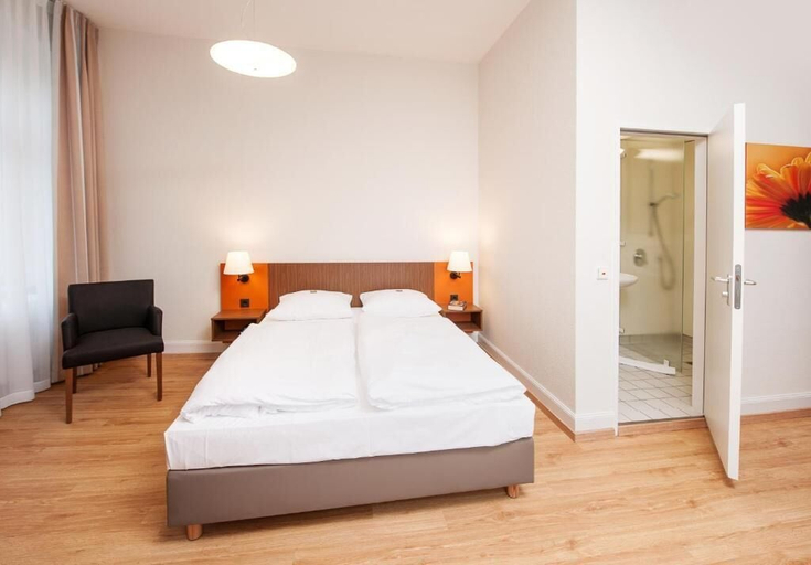 Bedroom 4, TOP VCH Bildungshaus St. Bernhard - Wohnen und Tagen, Rastatt