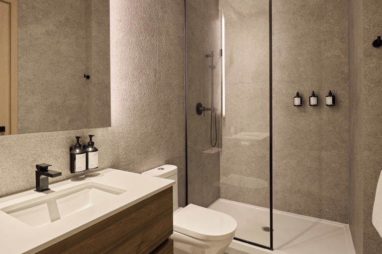 Bathroom 4, Eurostars Old Montreal Suites & Apartments, Montréal