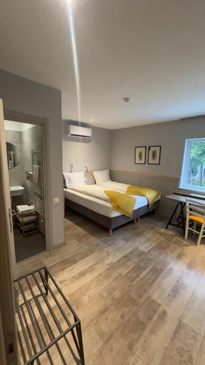 Room 3, Villa Piazzetta, Bacau
