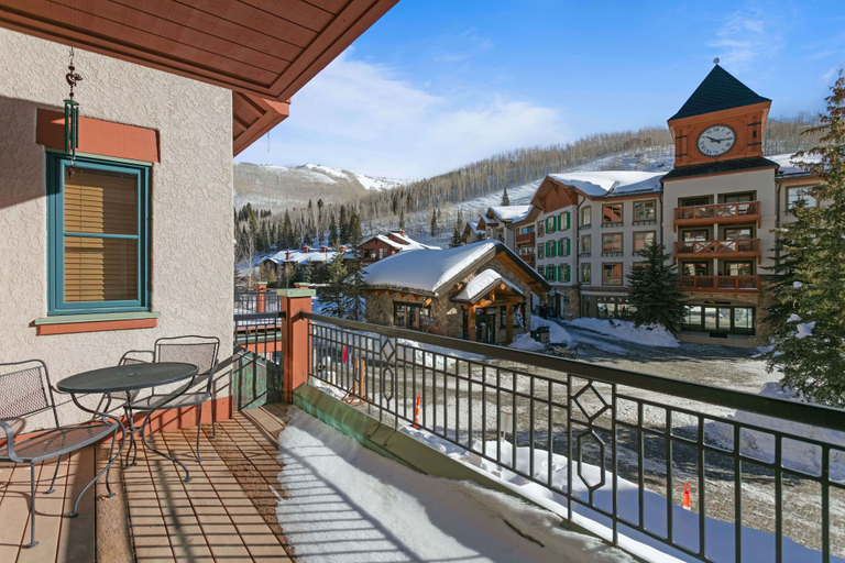 Outdoor dining, 4208 - One Bedroom Standard Creekside Condominiums 1 Condo, Salt Lake