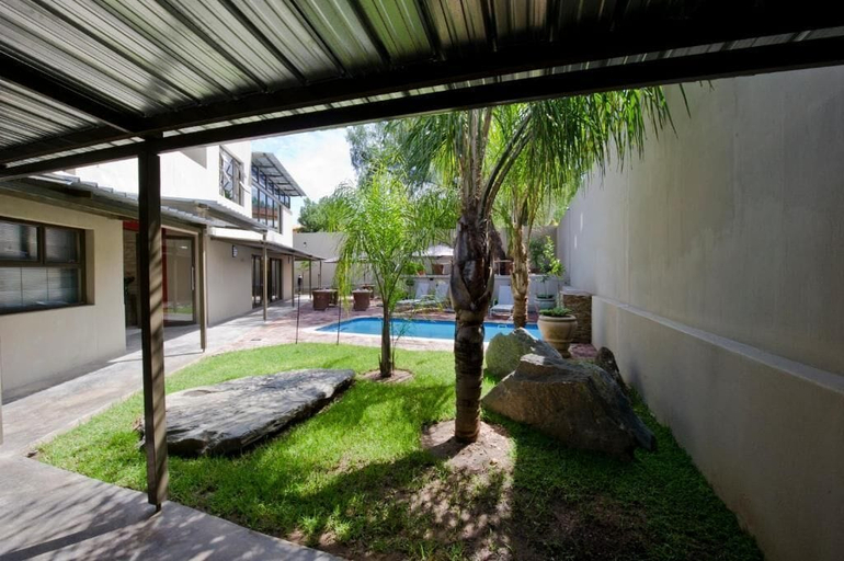 Exterior & Views 2, Monte Bello Guesthouse, Windhoek Rural