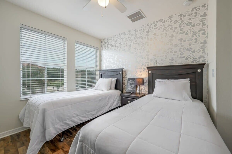 Interior 4, Remodeled Gem - Comfort and Location, Osceola