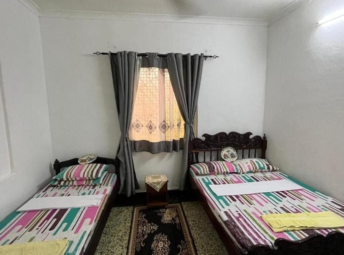 Room 4, Mombasa Comfort House, Mvita