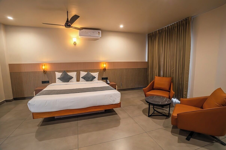 Room 3, Aura Inn & Suites, Mysore