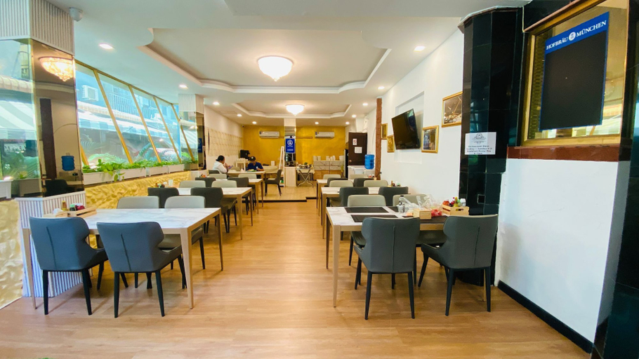 Food & Drinks 5, Penthouse Pattaya, Pattaya